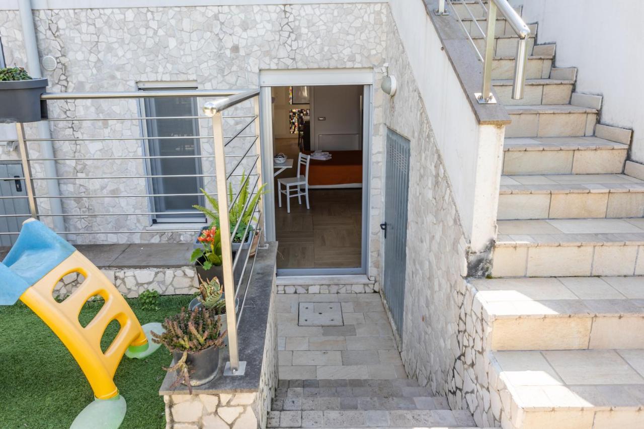Oristano 5 Pers Appartamento 외부 사진